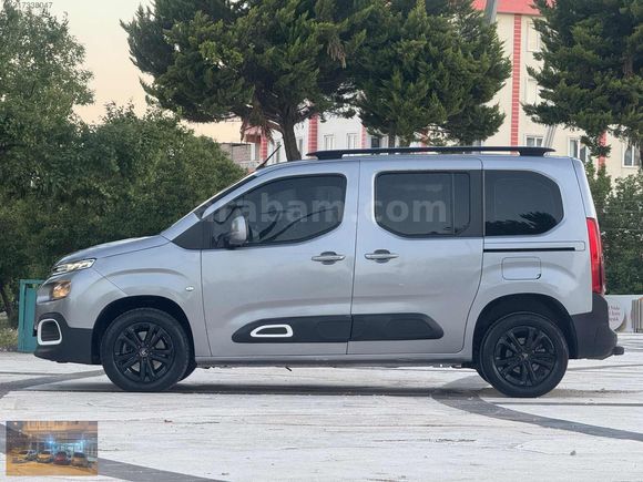 2021 BERLİNGO 1.5HDİ OTOMATİK 93KM TERTEMİZ MASRAFSIZ