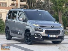 2021 BERLİNGO 1.5HDİ OTOMATİK 93KM TERTEMİZ MASRAFSIZ