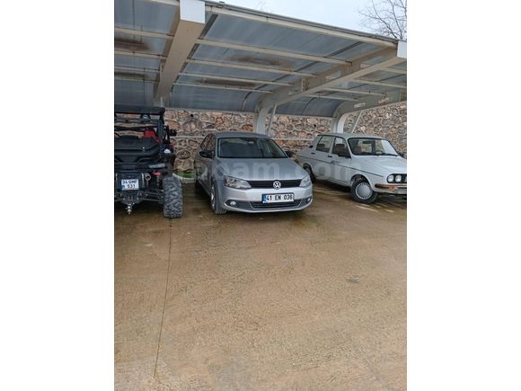 178 kmJetta 1.2 TSi Trendline 2012 Model