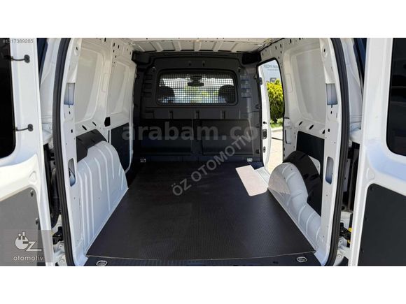 ÖZ OTOMOTİV'DEN %20 KDV'Lİ 2025 CADDY 2.0TDI CARGO MAXI 8.000 KM