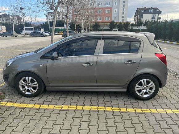 Sahibinden Opel Corsa 1.2 Twinport Essentia 2013 Model Bursa 120.000 km Kahverengi