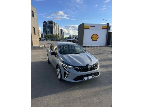 Sahibinden Renault Clio 1.0 TCe Evolution 2025 Model 
