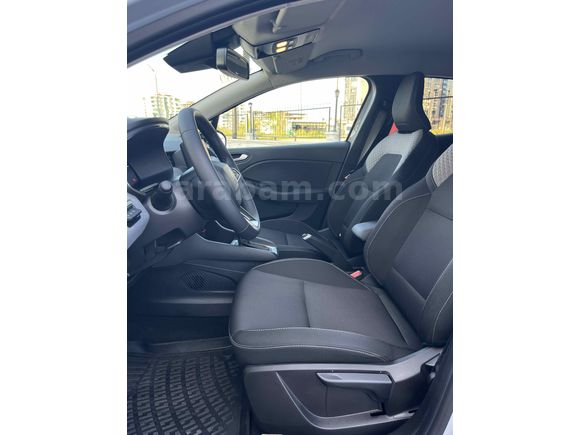 Sahibinden Renault Clio 1.0 TCe Evolution 2025 Model 