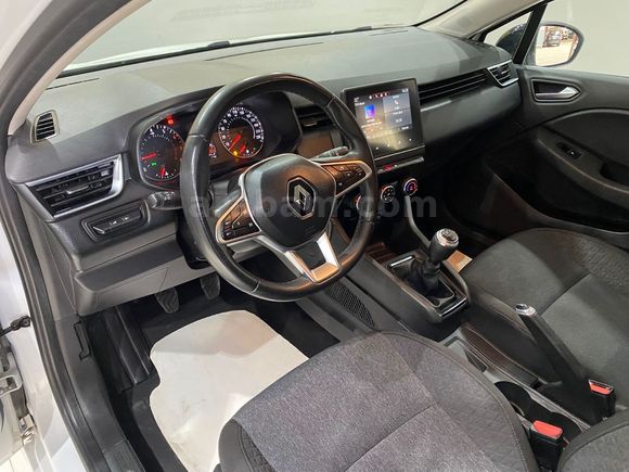 otomobil Renault Clio 1.0 TCe Touch