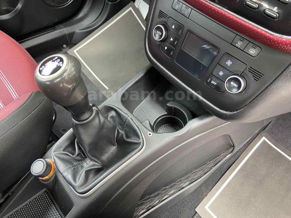 Sahibinden Fiat Punto EVO 1.3 Multijet Dynamic 2010 Model 