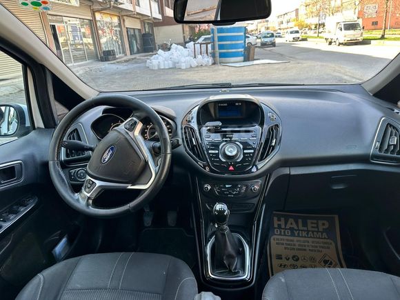 Sahibinden Ford B-Max 1.6 TDCi Titanium 2014 Model