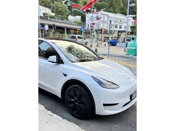 Sahibinden Tesla Model Y Standart Range 2025 Model 