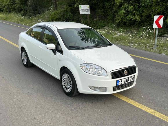 SAHİBİNDEN LİNEA EURO 5  MOTOR  95 HP BEYAZ 