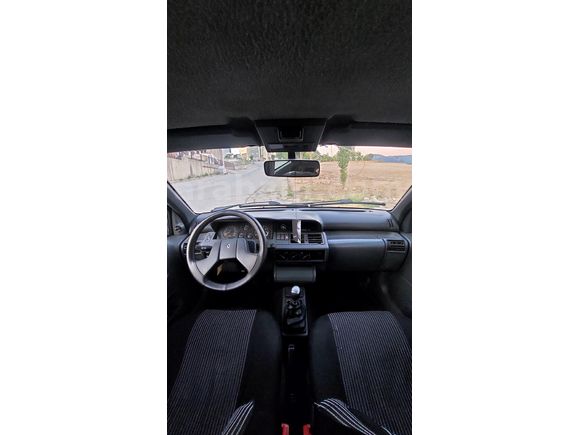Sahibinden Renault Clio 1.4 RT 1996 Model