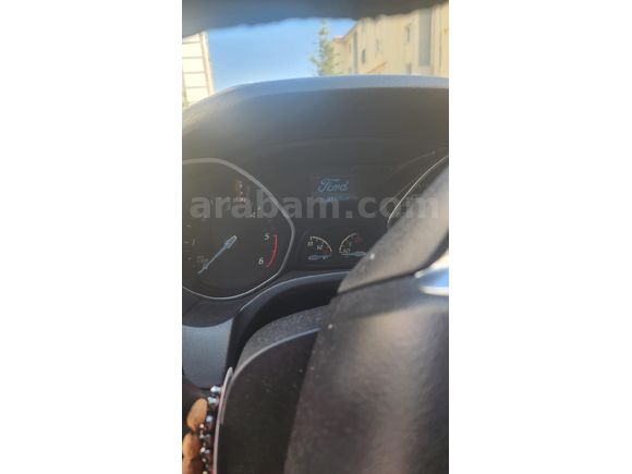 Sahibinden Ford Focus 1.6 TDCi Titanium 2012 Model