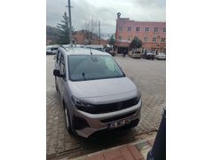 Sahibinden Peugeot Rifter 1.5 BlueHDI Allure 2025 Model