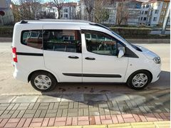 Sahibinden Ford Transit Courier 1.5 TDCi Trend 2021 Model