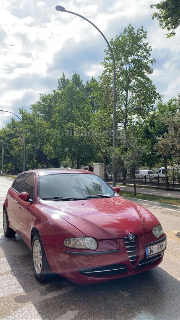 Sahibinden Alfa Romeo 147 1.6 TS Distinctive 2004 Model Bursa 172.000 km Kırmızı 5