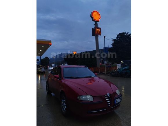 172BİN 'DE  SUNROOFLU MASRAFSIZ ALFA ROMEO 147 YENİ MUAYENEDEN GEÇTİ BAKIMLI