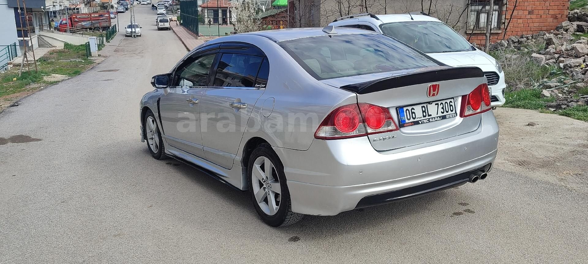 Sahibinden Honda Civic 1.6i VTEC Elegance 2007 Model 3
