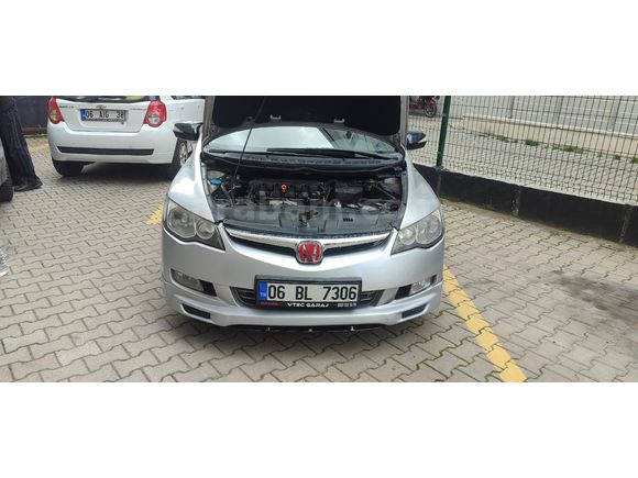 Sahibinden Honda Civic 1.6i VTEC Elegance 2007 Model