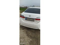 Sahibinden Toyota Corolla 1.6 Premium 2016 Model  125.000 km Beyaz