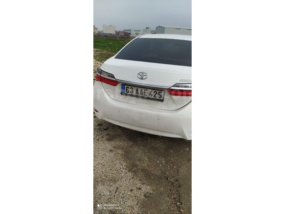 Sahibinden Toyota Corolla 1.6 Premium 2016 Model  125.000 km Beyaz