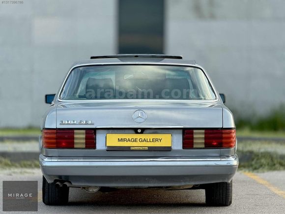 1987 MERCEDES-BENZ 300 SEL