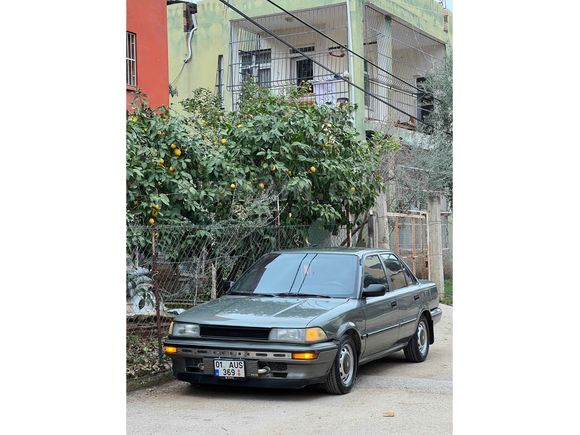Sahibinden Toyota Corolla 1.6 XL 1992 Model  566.000 km Gri (metalik)