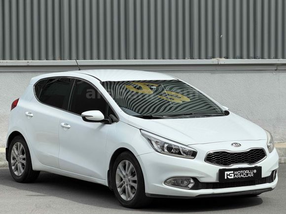 Sahibinden Kia Ceed 1.6 CRDi Concept 2012 Model  305.000 KM