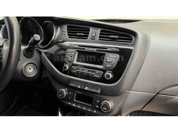 Sahibinden Kia Ceed 1.6 CRDi Concept 2012 Model  305.000 KM