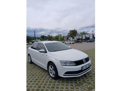 FAVORİLERE SON FIRSAT.  TEMİZ JETTA , DÜŞÜK KM.  SAHİBİNDEN