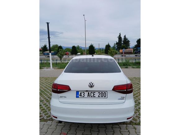 TEMİZ JETTA , DÜŞÜK KM.  SAHİBİNDEN