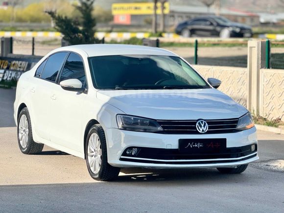 Galeriden Volkswagen Jetta 1.4 TSi BlueMotion Trendline 2017 Model Van
