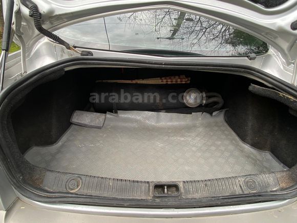 Sahibinden Renault Megane 1.6 Dynamique 2005 Model