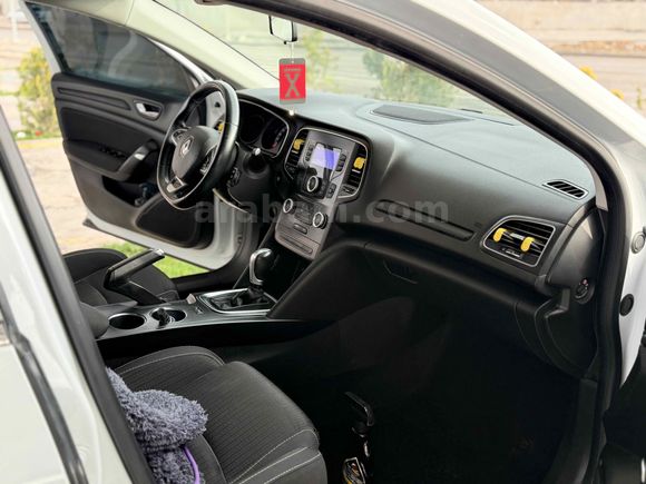Sahibinden Renault Megane 1.5 dCi Touch 2018 Model 