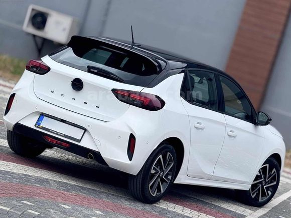 2024 CORSA 1.2 GS AT8 9.ooo KM CAM TAVAN E-TOGGLE SERVIS BAKIMLI