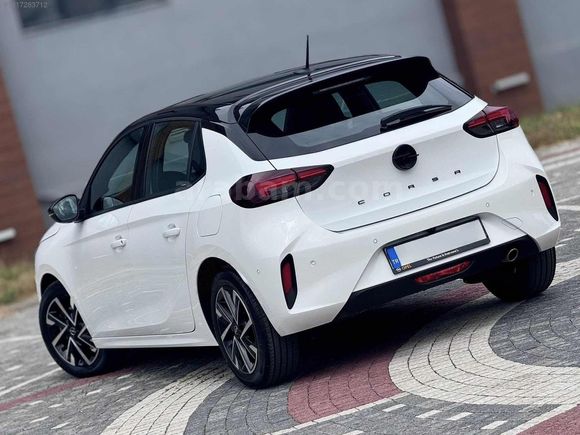 2024 CORSA 1.2 GS AT8 9.ooo KM CAM TAVAN E-TOGGLE SERVIS BAKIMLI