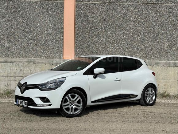 Renault Clio 1.2 Touch 2018 Model  Emsalsiz