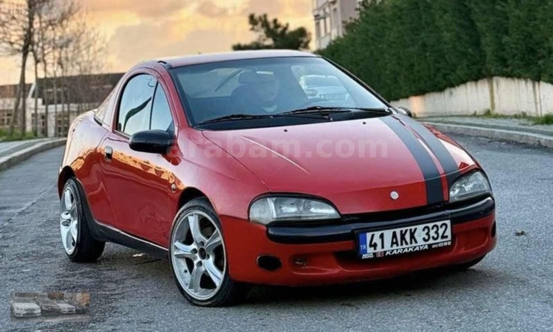 Galeriden Opel Tigra 1.6 1996 Model Antalya 225.000 km Kırmızı 2