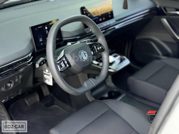 BOZCAR 2023 MG4 ELEKTRİK COMFORT 32 BİN KM