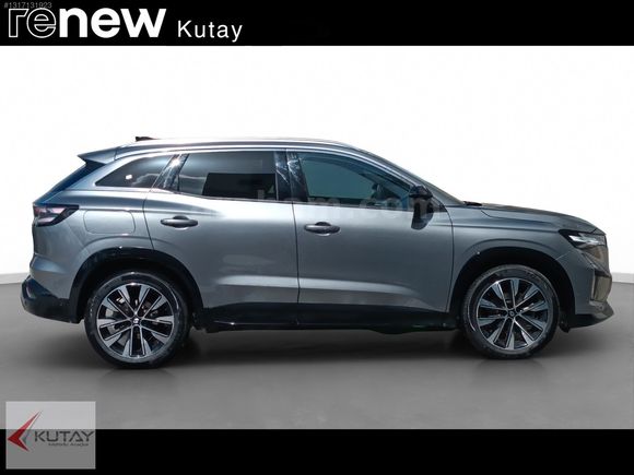 Kutay Bodrum'dan 2025 Renault Austral 1.3 Hybrid Mhev Tecno