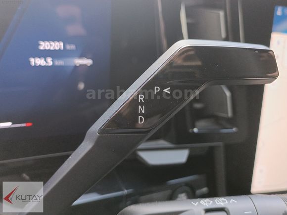 Kutay Bodrum'dan 2025 Renault Austral 1.3 Hybrid Mhev Tecno