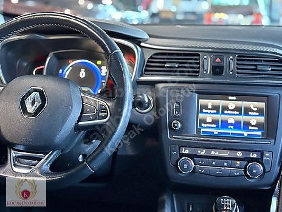 KOÇAK"Renault Kadjar 1.6 dCi icon 4x4 / Cam Tavan / Geri Görüş