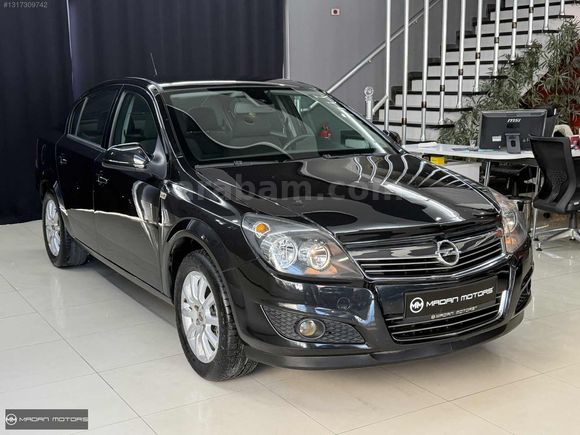 MADAN-2012 HATASIZ OPEL ASTRA 1.6 SEDAN ENJOY PLUS 100 BİN KM