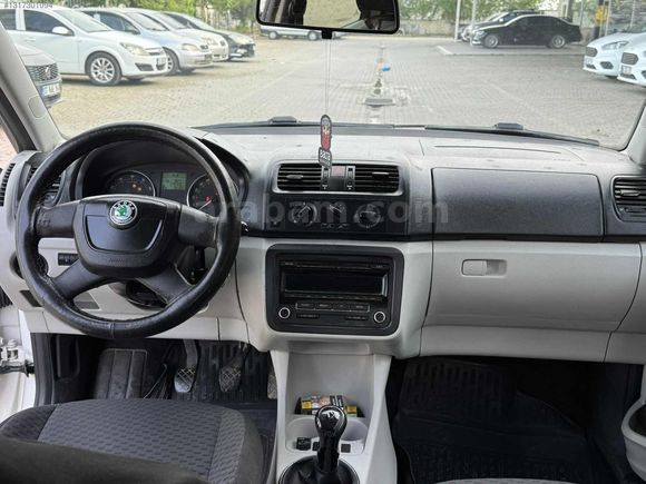 SKODA FABİA FULL BAKIMLI MASRAFSIZ TANK GİBİ..