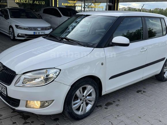 SKODA FABİA FULL BAKIMLI MASRAFSIZ TANK GİBİ..