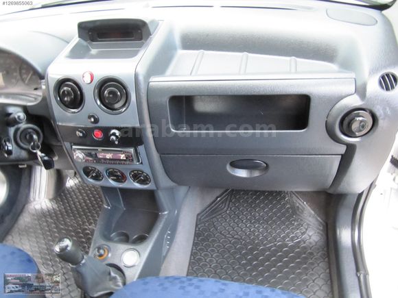 IŞIK OTOMOTİV'DEN 2006 EMSALSİZ DEMİZLİKTE PANELVAN PARTNER