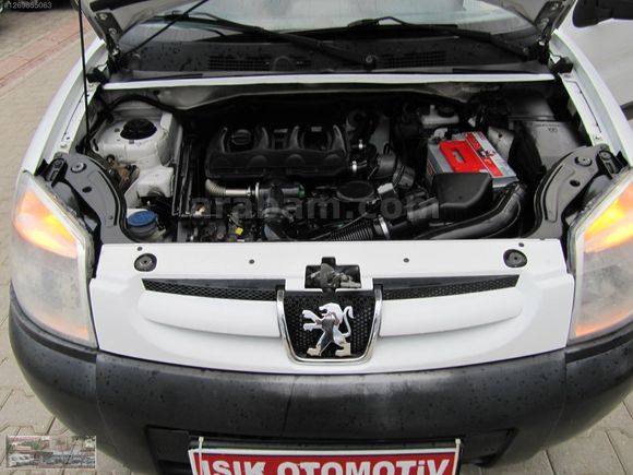 IŞIK OTOMOTİV'DEN 2006 EMSALSİZ DEMİZLİKTE PANELVAN PARTNER