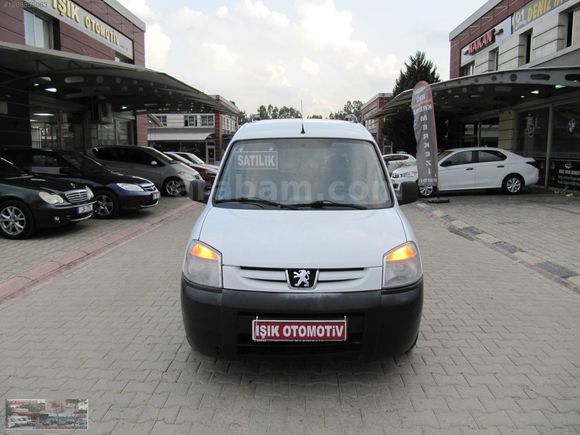 IŞIK OTOMOTİV'DEN 2006 EMSALSİZ DEMİZLİKTE PANELVAN PARTNER