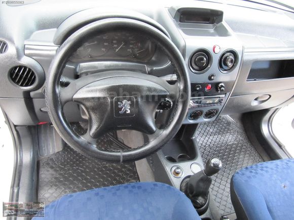 IŞIK OTOMOTİV'DEN 2006 EMSALSİZ DEMİZLİKTE PANELVAN PARTNER