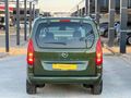 HATASIZ \BOYASIZ\TRAMERSİZ /23 BİNDE CAM TAVANLI SERVIS BAKIMLI