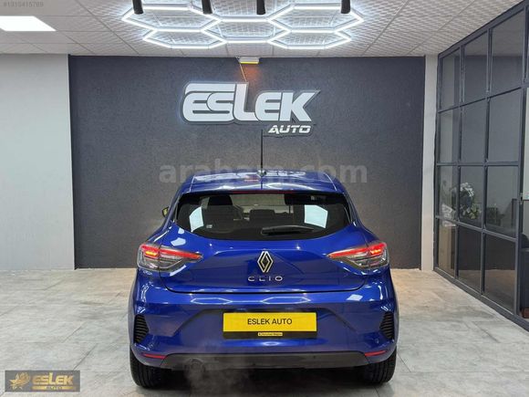 2025 RENAULT CLIO EVOLUTİON 1.0 TCE OTOMATİK GSR