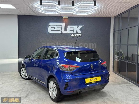 2025 RENAULT CLIO EVOLUTİON 1.0 TCE OTOMATİK GSR