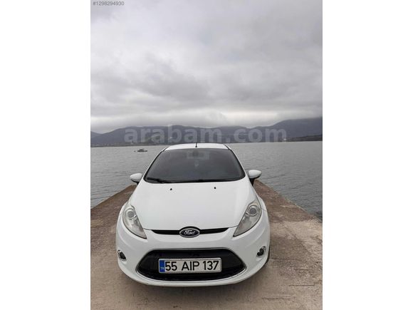 2011 MODEL FİESTA OTOMATİK 163.500 km